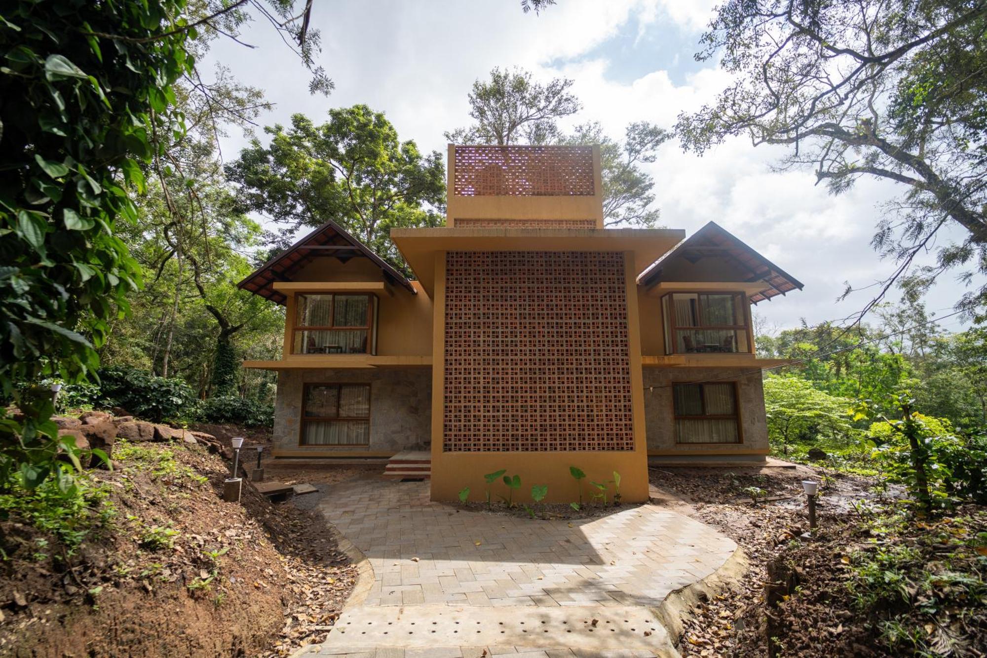 The Birchwood Retreat, Madikeri Hotel Bagian luar foto